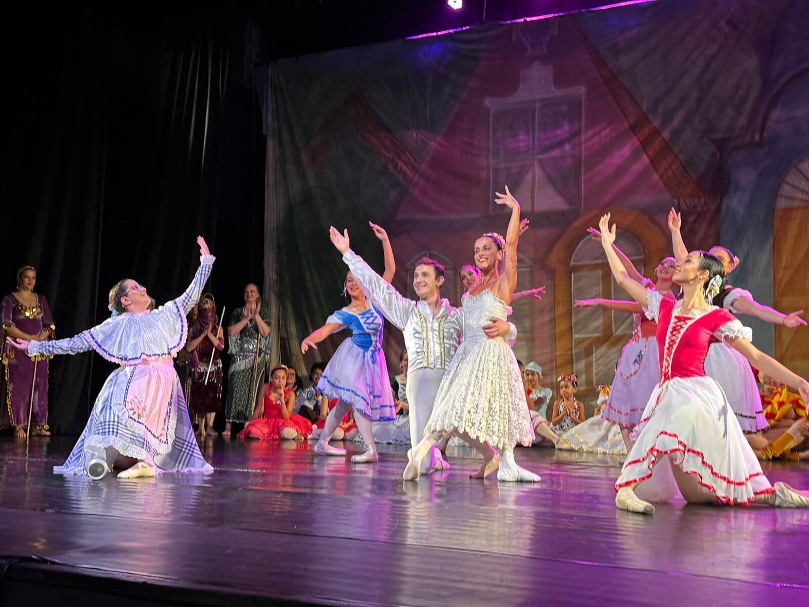 LA FILLE MAL GARDÉE Performance